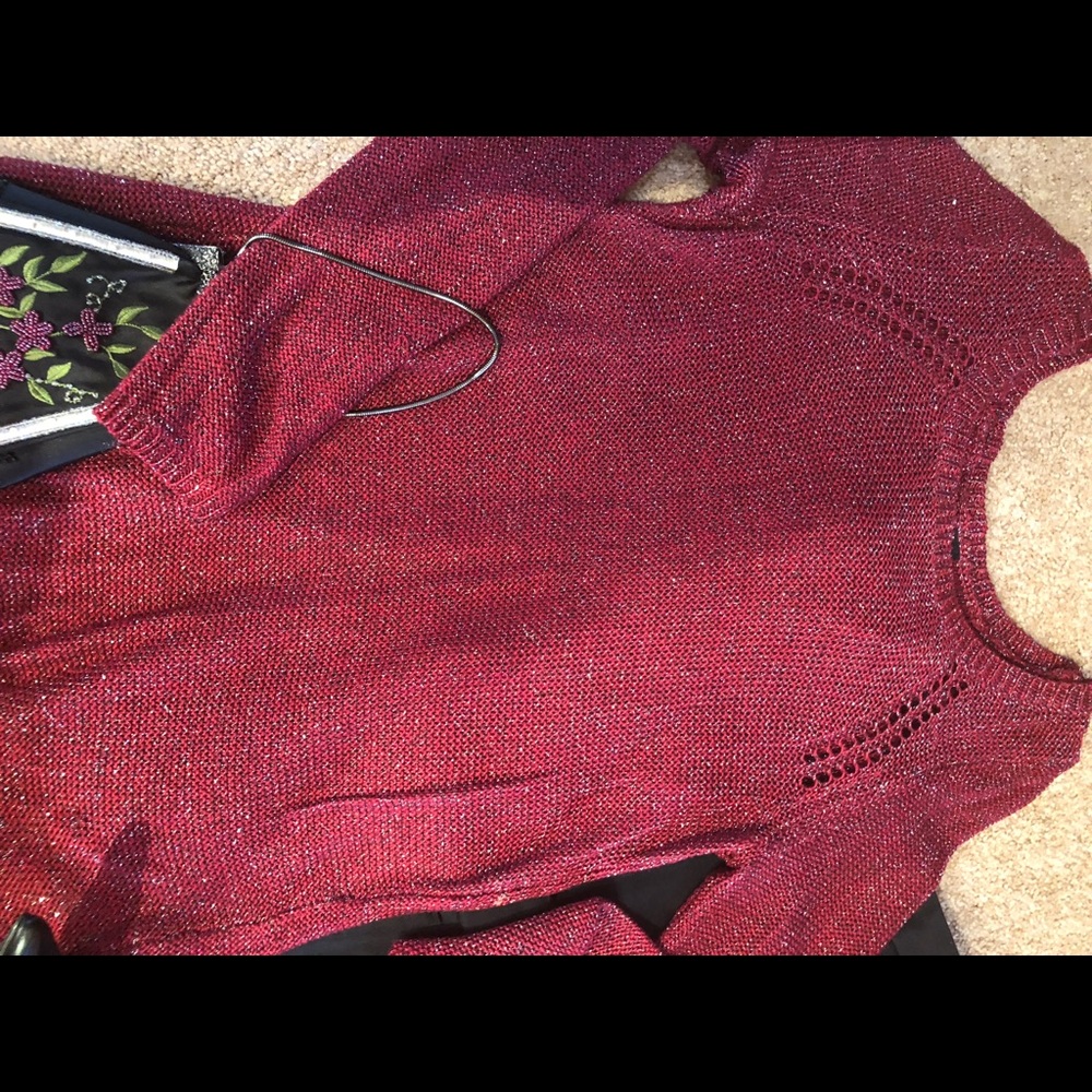 Sweater with sparkle and dazzle - Picture 3 of 8